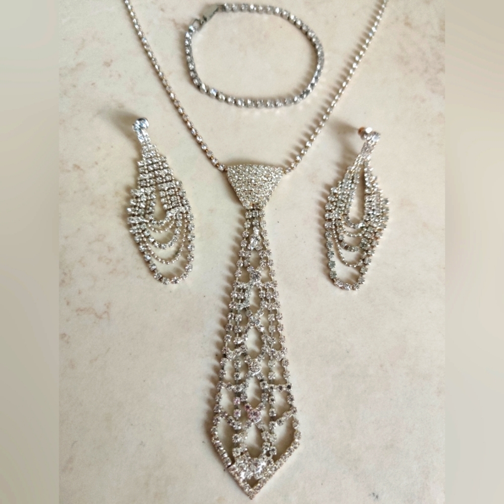 Sparkly Crystals Set - Picture 5 of 15